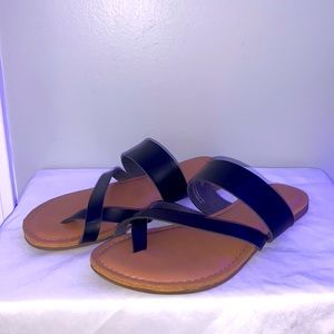 American eagle sandals 🌼